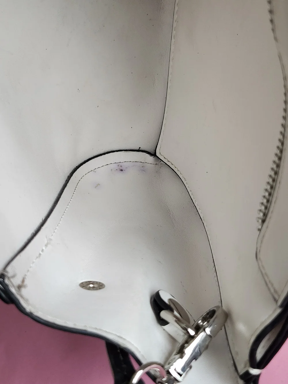 Sondra Roberts Off-White Pebbled Leather Shoulder Bag Crossbody